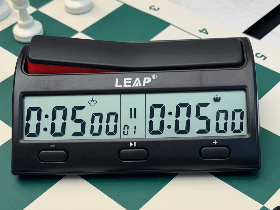 LEAP elektron soat - Professional chess equipment